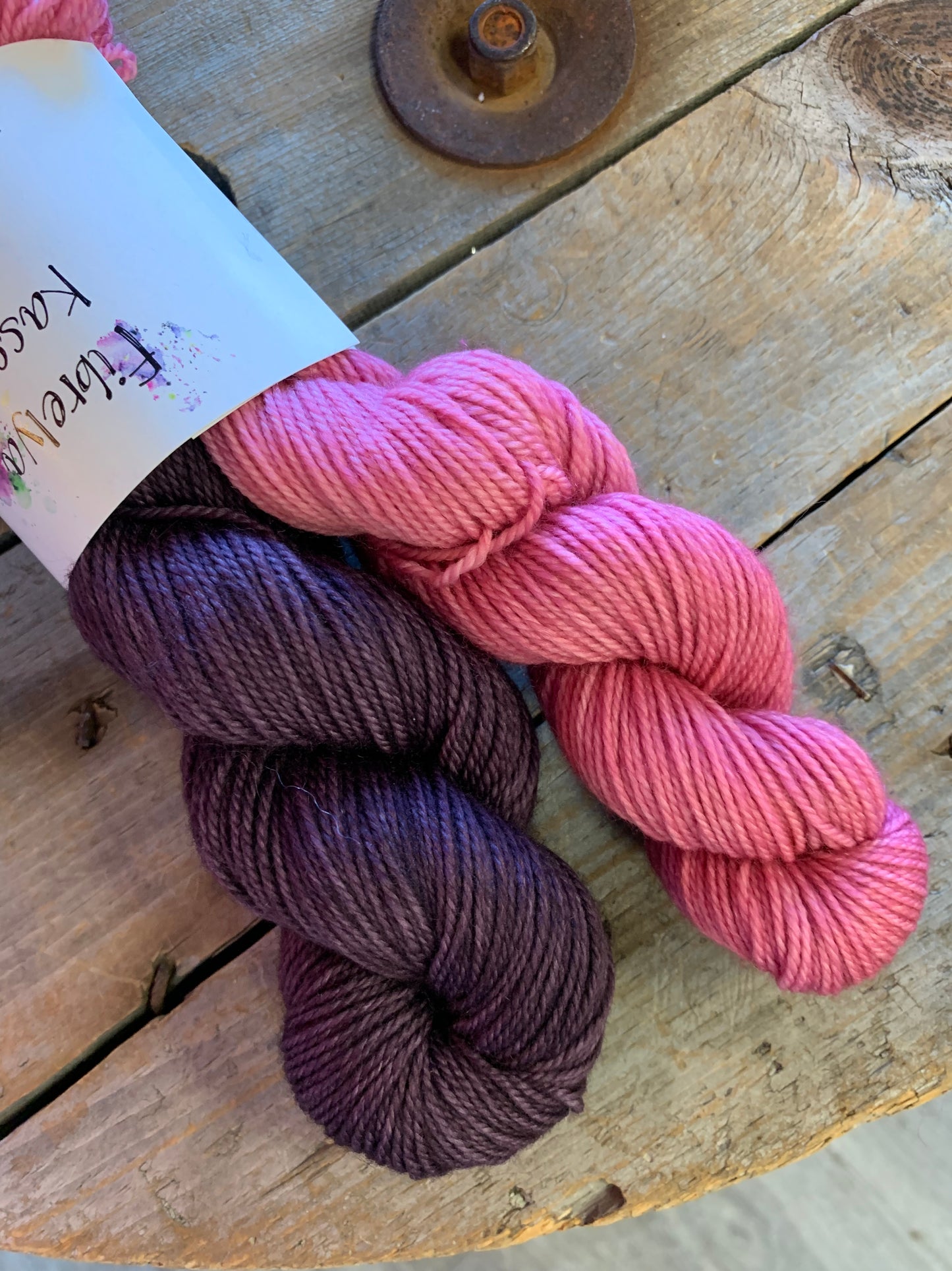 Kit - I Heart Socks par Stone knits