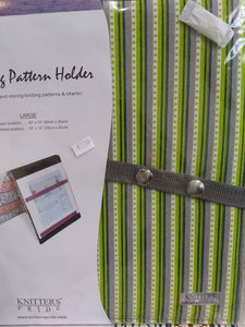 Support pour patron aimanté / Knitting pattern holder