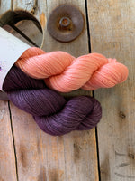 Charger l&#39;image dans la galerie, Kit - Pines &amp; Needles Socks par Winter’s weather knits
