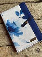 Charger l&#39;image dans la galerie, Support pour patron aimanté / Knitting pattern holder
