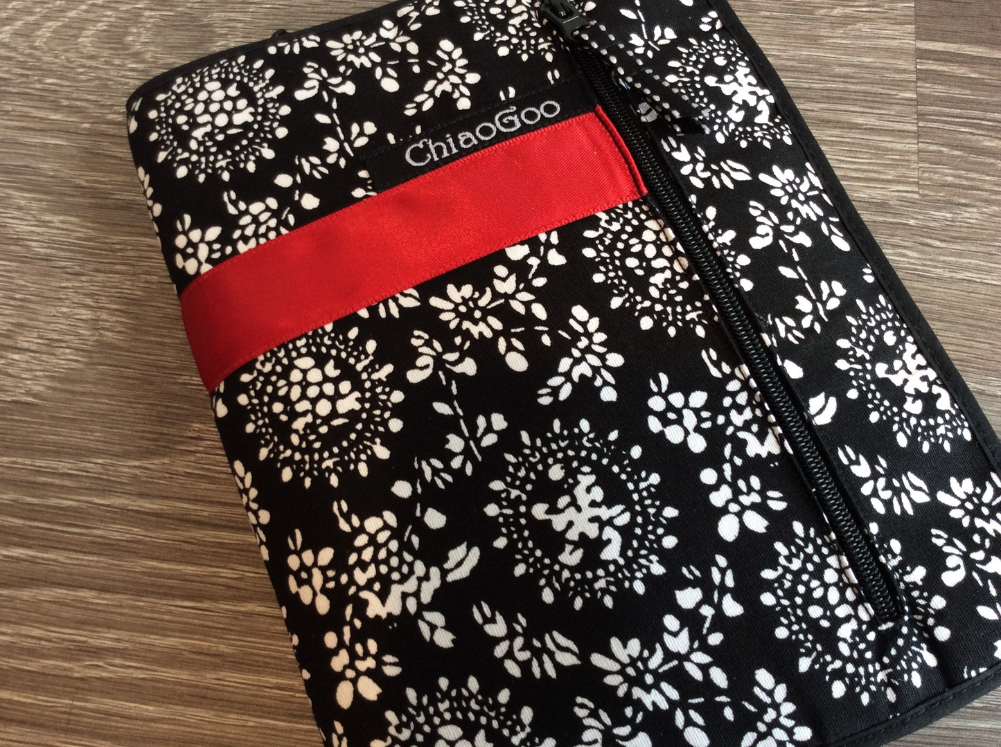 ChiaoGoo Twist Red Lace Ensemble Complet  /  Ensemble d'aiguilles circulaires interchangeables en Stainless / Stainless interchangeable circular needle kit