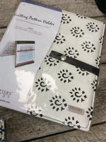 Charger l&#39;image dans la galerie, Support pour patron aimanté / Knitting pattern holder

