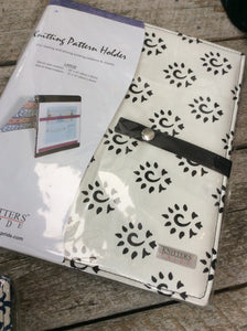 Support pour patron aimanté / Knitting pattern holder