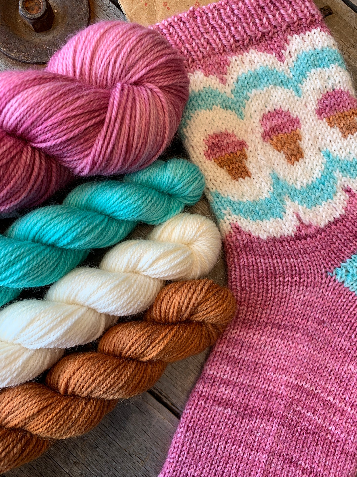 KIT Chaussettes Coaticook par Elyse D’Amours Designs