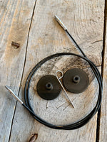 Charger l&#39;image dans la galerie, Knitter’s Pride - Câbles noirs pour aiguilles interchangeables / Interchangeable needle cord
