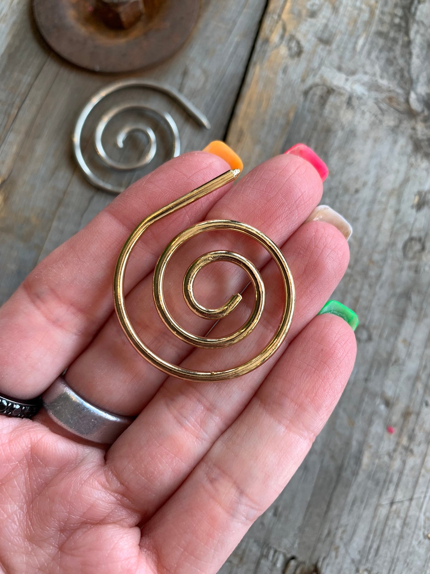 Aiguilles a torsades spirale