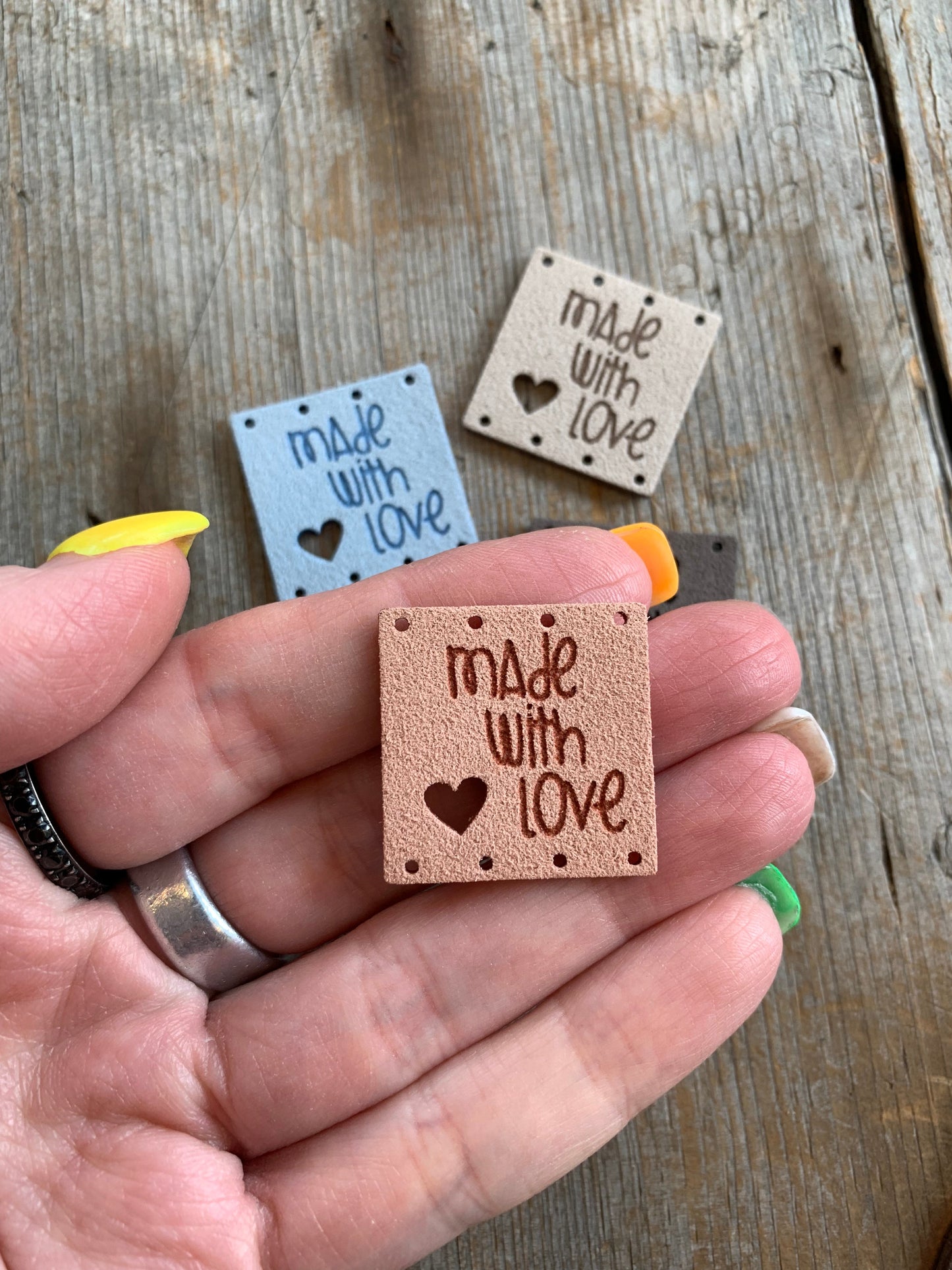 Étiquettes à projet - Made With Love & coeur CARRÉ 2,5cm